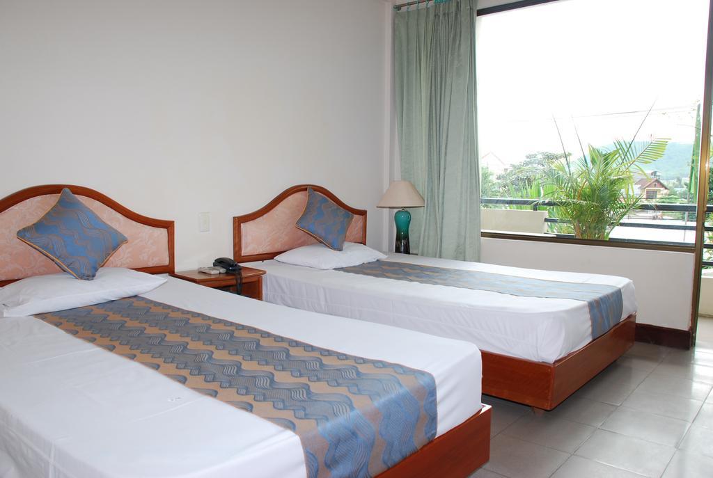 Ngu Binh Hue Hotel ภายนอก รูปภาพ
