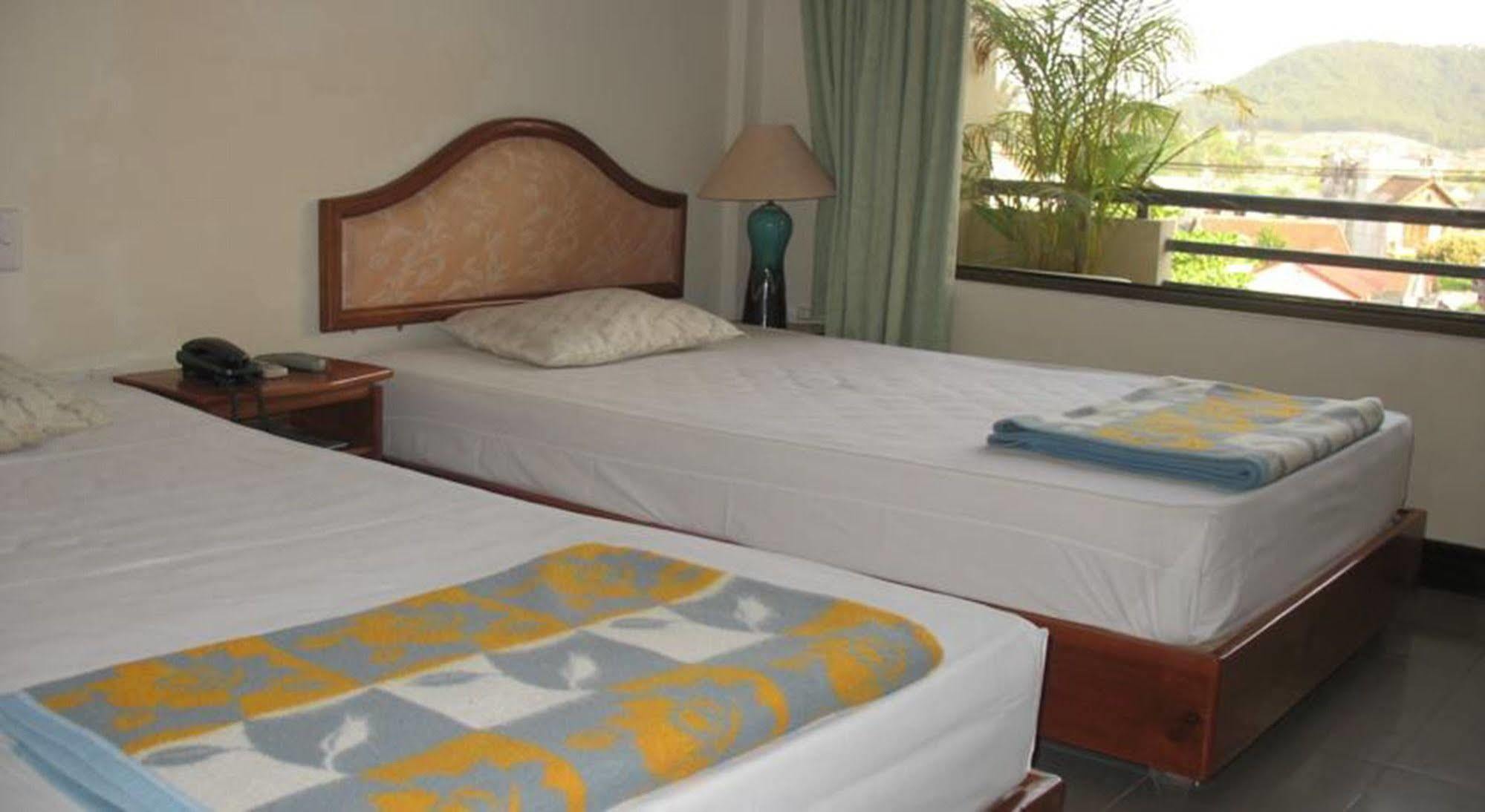 Ngu Binh Hue Hotel ภายนอก รูปภาพ
