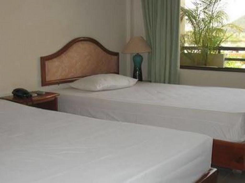Ngu Binh Hue Hotel ภายนอก รูปภาพ